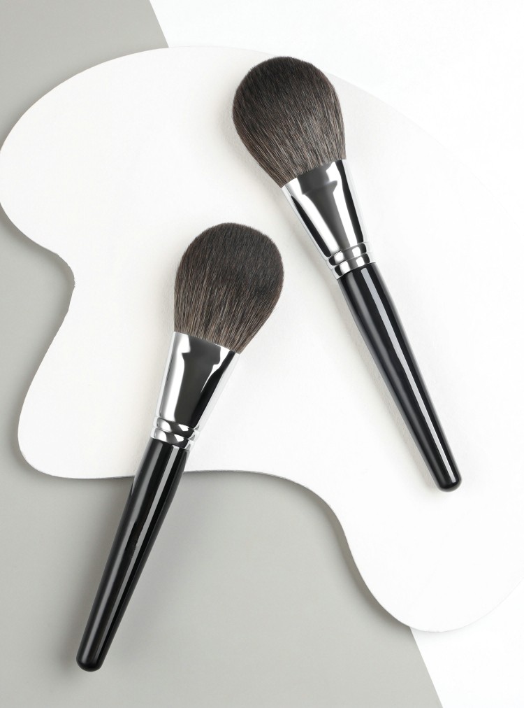 Powder Brush