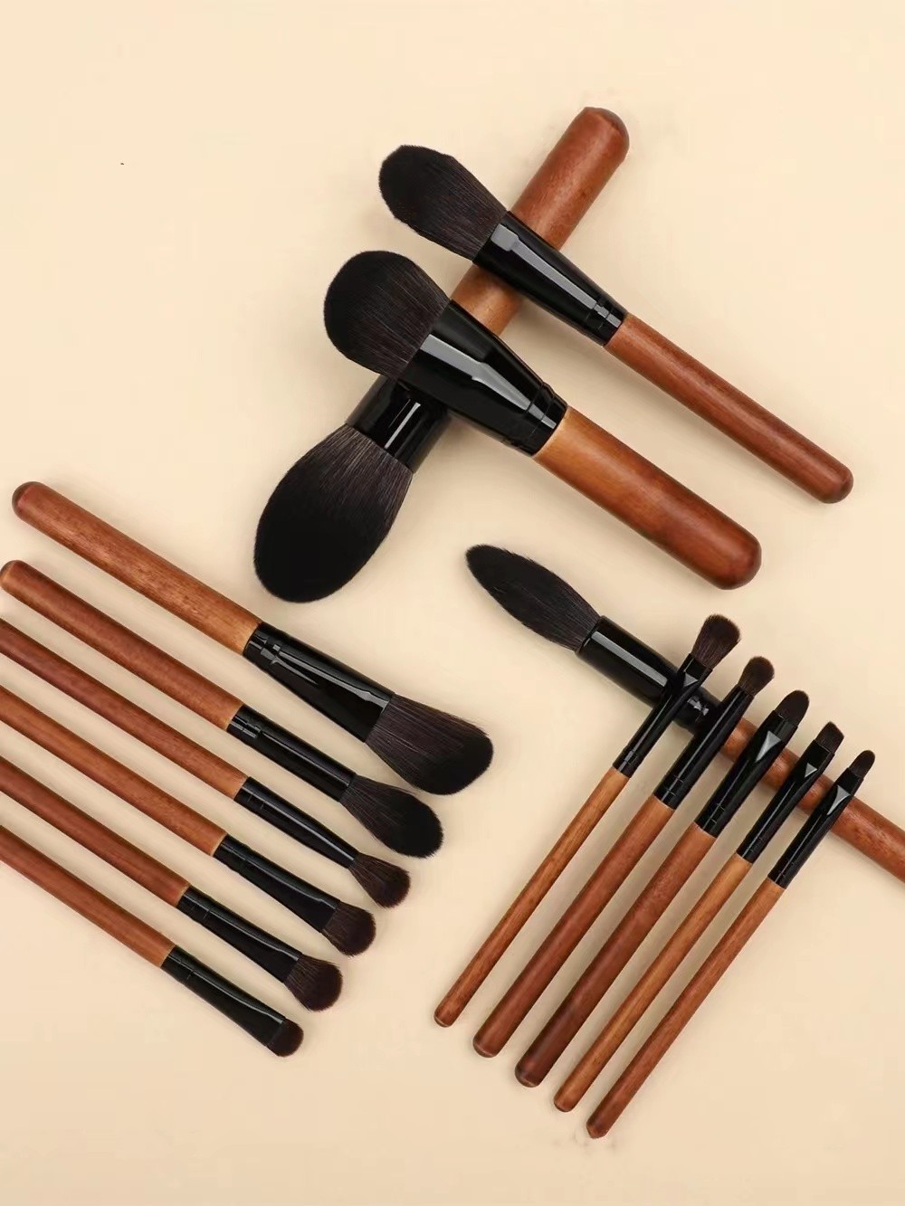 15pc  custom logo brush set for makeup